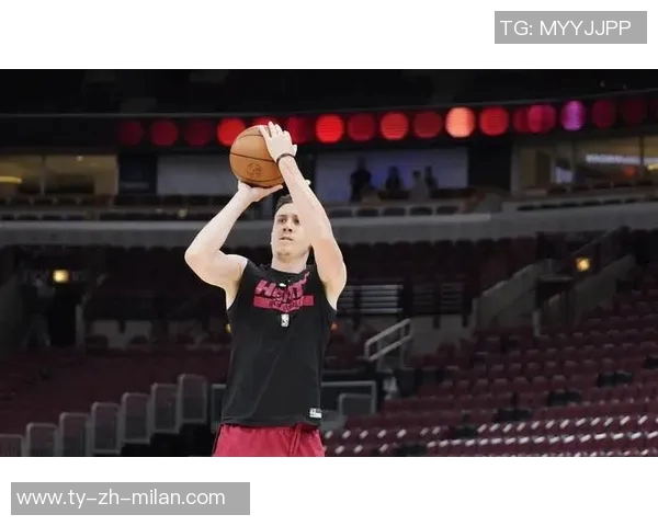 手感低迷全场表现不佳三球19投8中三分9投1中仅得17分7篮板13助攻