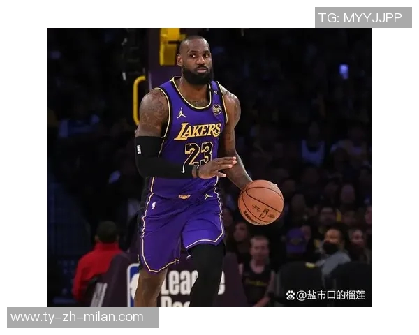 老詹依旧能打但防守短板让球队陷入困境 老詹依旧能打但防守短板让球队陷入困境