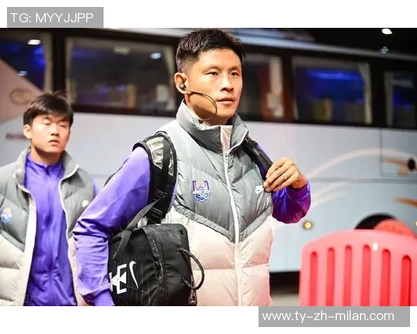 国安教练组迎新成员前津门虎助教与蓉城门将教练加盟